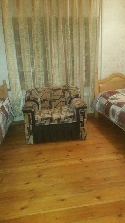 Archil And Nino Gigauri Guest House Stepantsminda Exterior foto